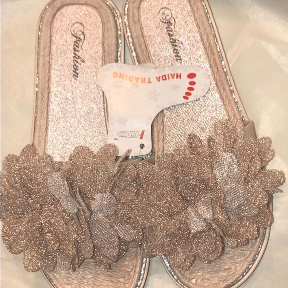 Dazzle Flat slippers